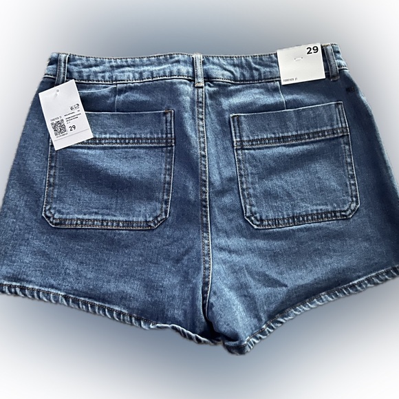 denim shorts NWT - Picture 4 of 4